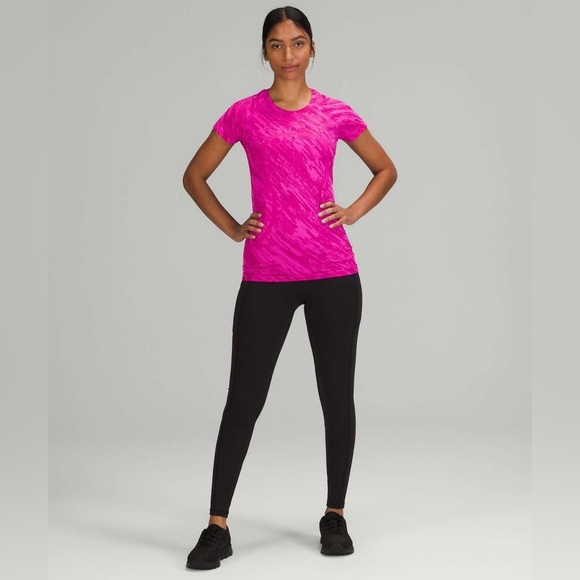 🍋Lululemon Swiftly Tech Short Sleeve Shirt 2.0 - Picture 4 of 9